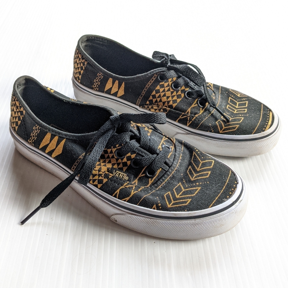 VANS gold aztec tribal low top sneakers skate shoes